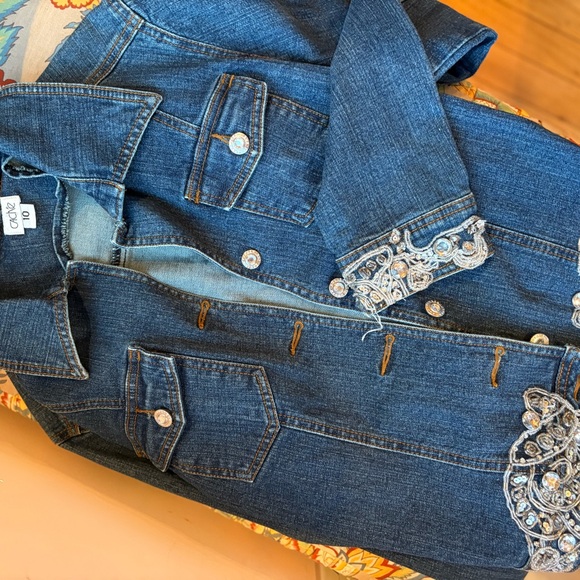 Cache bedazzled Jacket - Picture 8 of 8